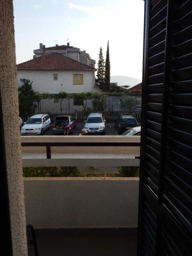 Апартаменты Apartment Knez Kotorska Тиват-28